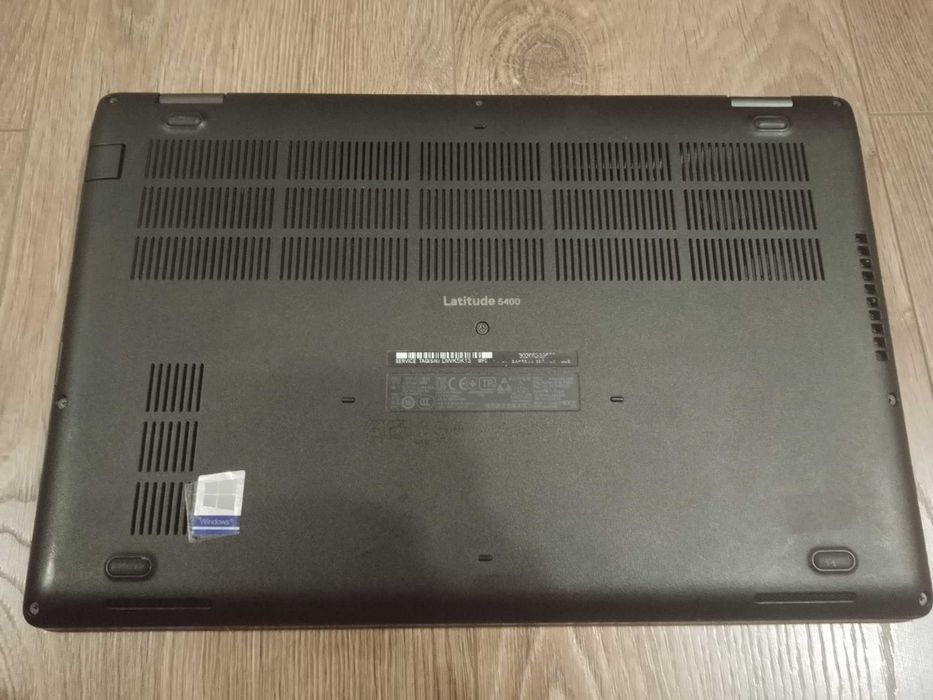 Dell Latitude 5400, ноутбук, лептоп, (I5 8365u, 16gb RAM, 1920x1080)