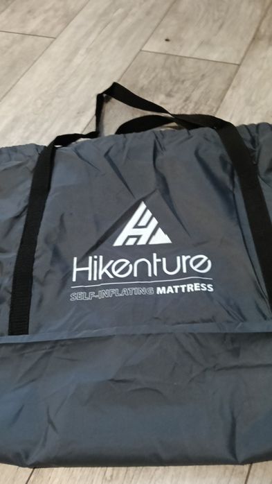 Materac samopompująca