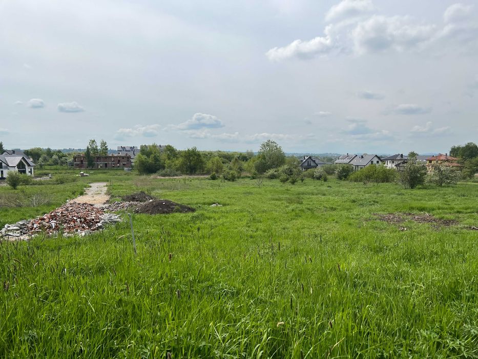 Sprzedam działkę budowlaną Kraków Skotniki o pow 10,7 a