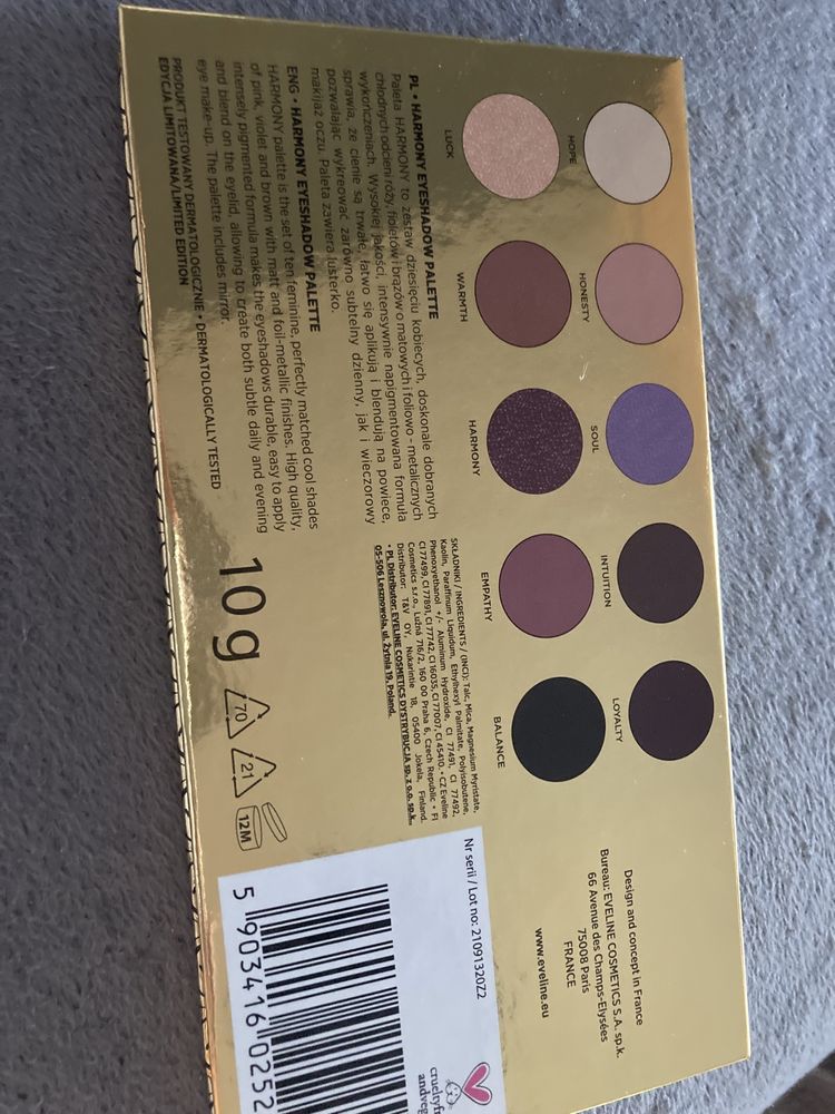 Paleta cieni do powiek Eveline Cosmetics harmony ciepła beż brąz