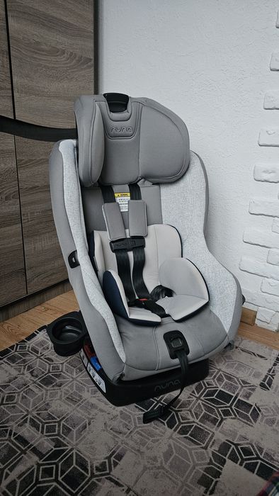 Автокрісло  0-30 nuna ізофікс  автокресло