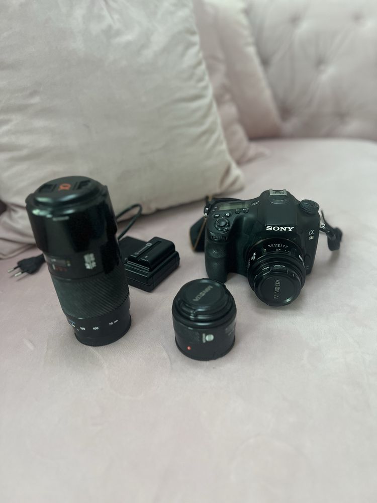 Zestaw Sony Alpha A68 + 3 obiektywu minolta + dwie baterie i ladowarka