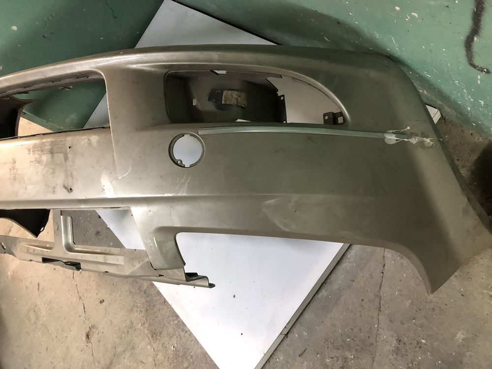 Zderzak przedni Fiat Linea