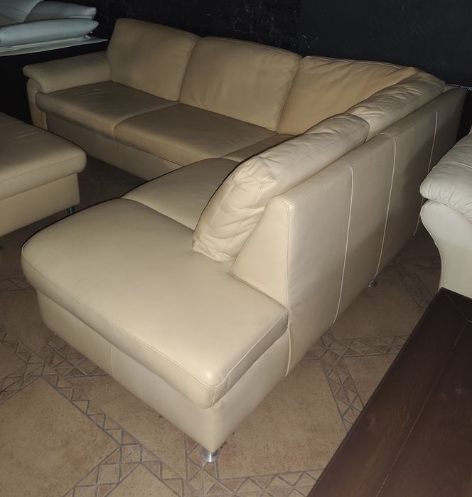 Кожаный, шкіряний кутовий диван+пуф (280303)