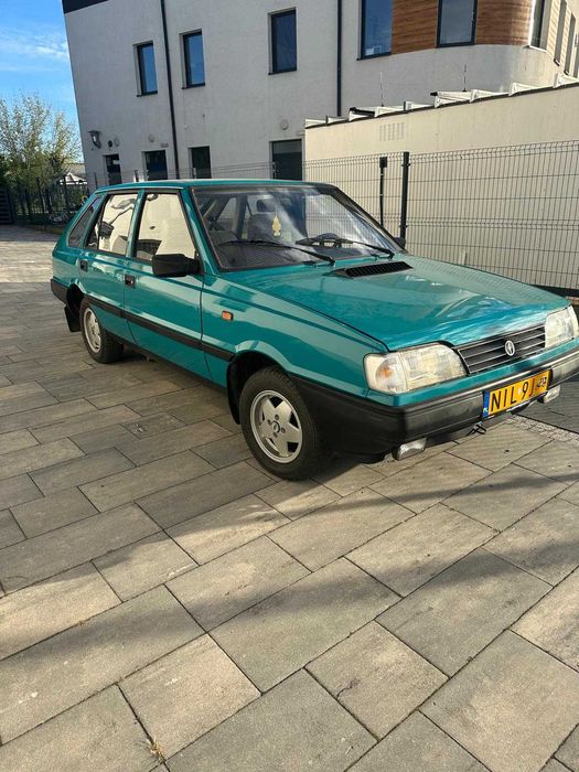 polonez FSO 1,5 GLE zabytek