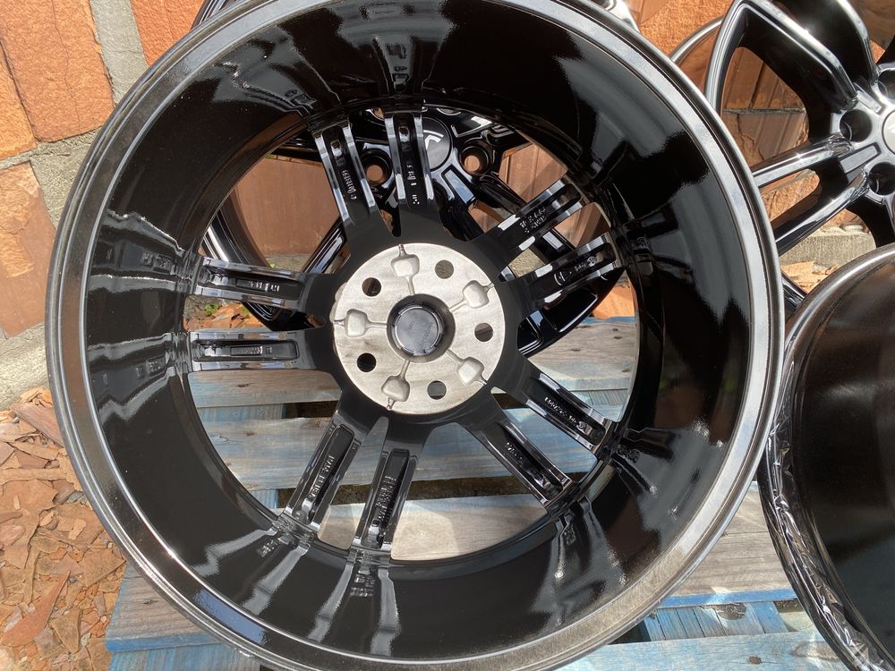 Oryginalne felgi aluminiowe 19 cali Tesla model S 5x120