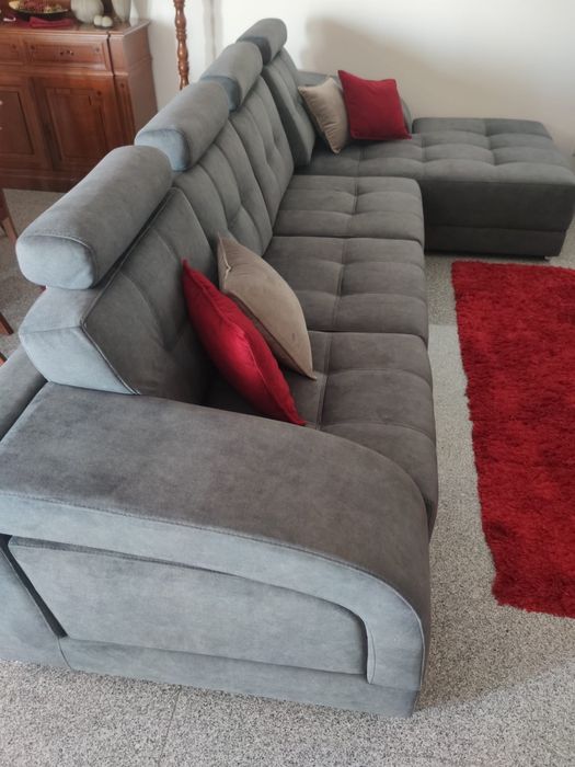 Sofá de pele de pêssego cinzento