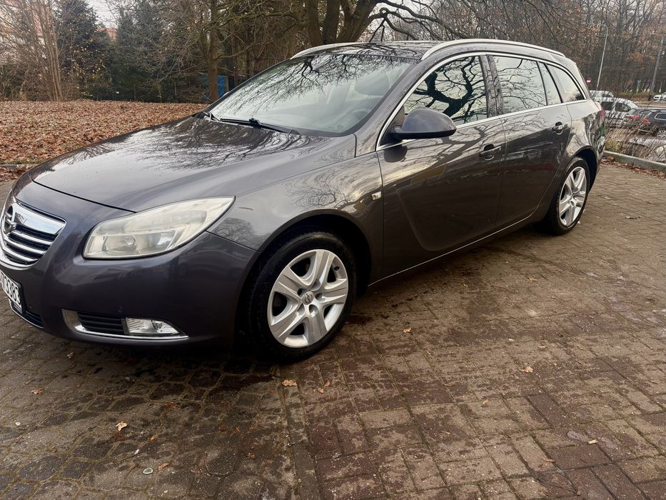 Opel insignia 2.0, 2010r, mały przebieg.
