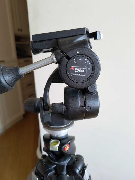 Statyw Manfrotto 055XPROB + głowica Manfrotto 808RC4 z płytką