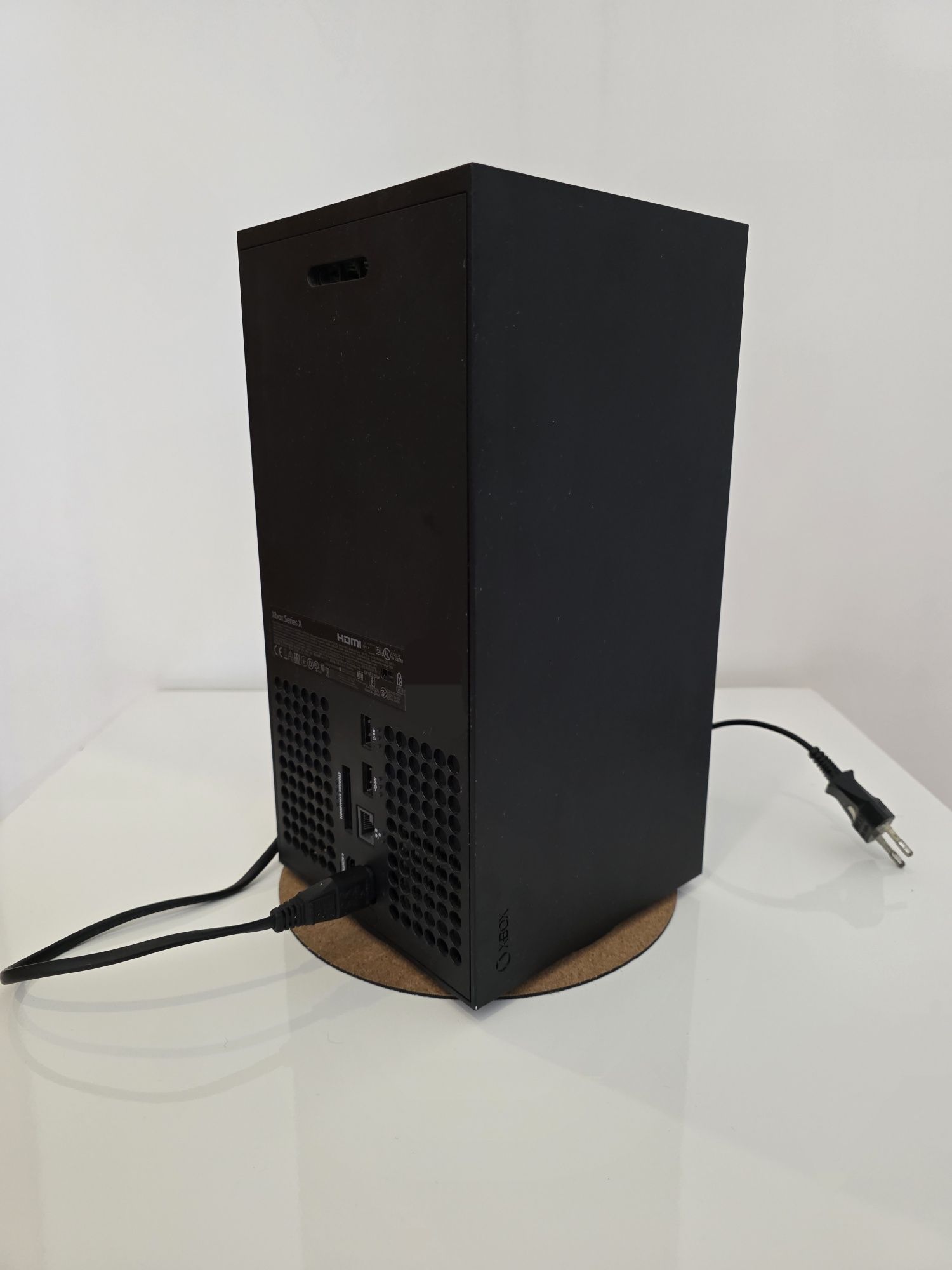 CONJUNTO Xbox serie x + 2 comandos