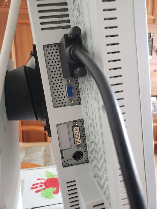Monitor NEC LCD 1980 FXi