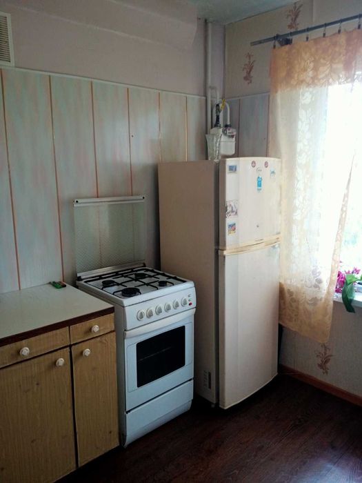 Сдам 2-к. кв. по ул. Толока (Чуйкова) в Бород. м-не. (маг. Континент)