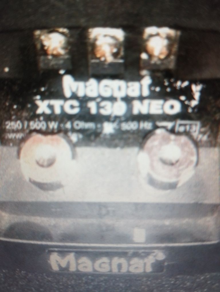 Magnat subwoofer xtc 300 + wzmacniacz alpina