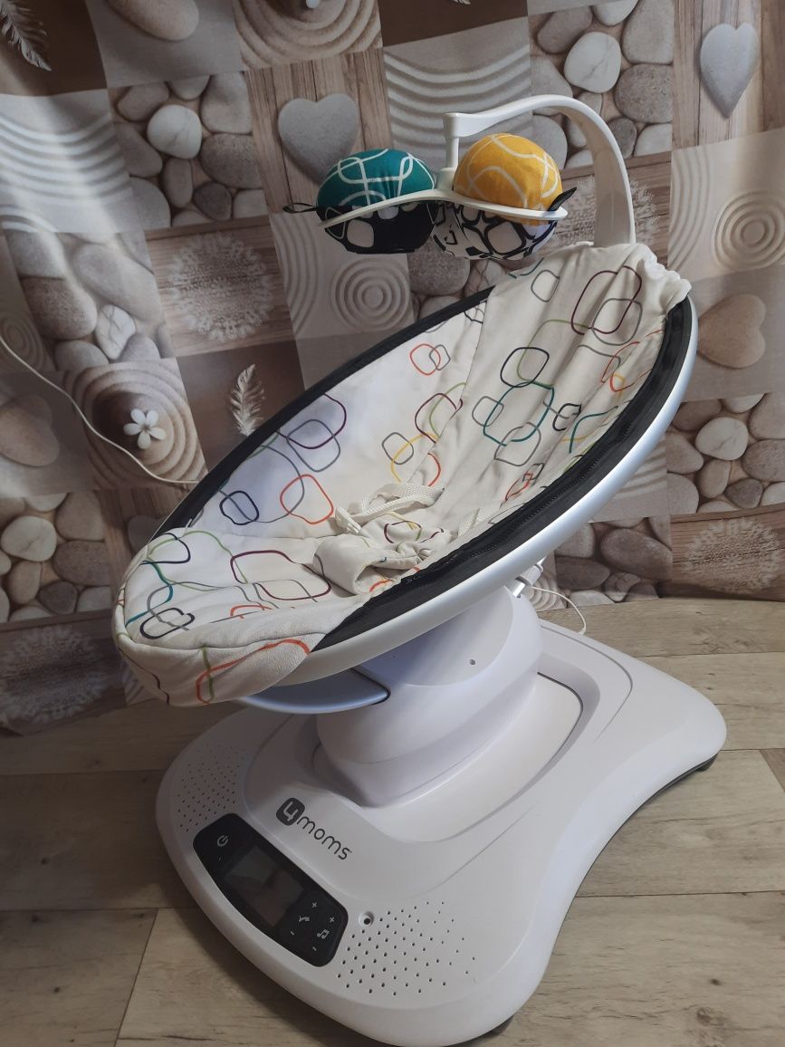 Укачивающий центр мамару 4moms mamaroo