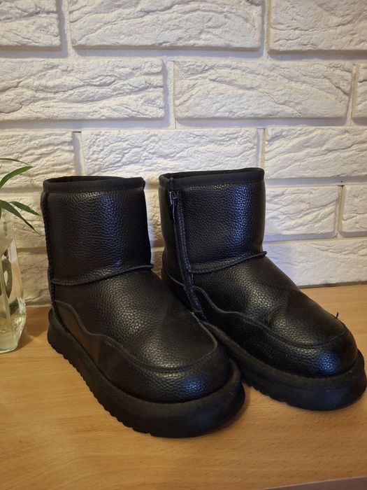 Уггі дитячі. 33 розмір.