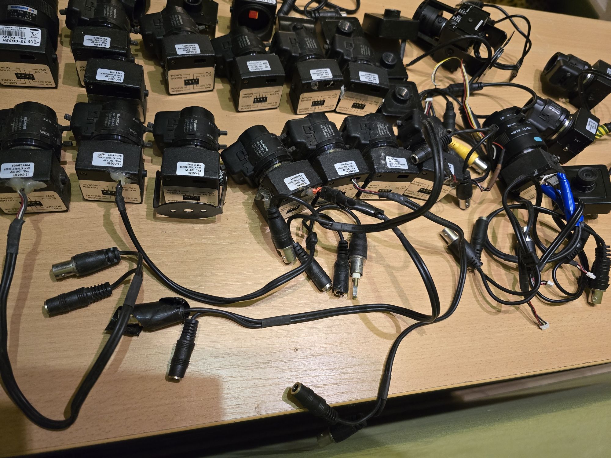 Kamery analogowe CCTV różne Kamery I obiektywy  MIX