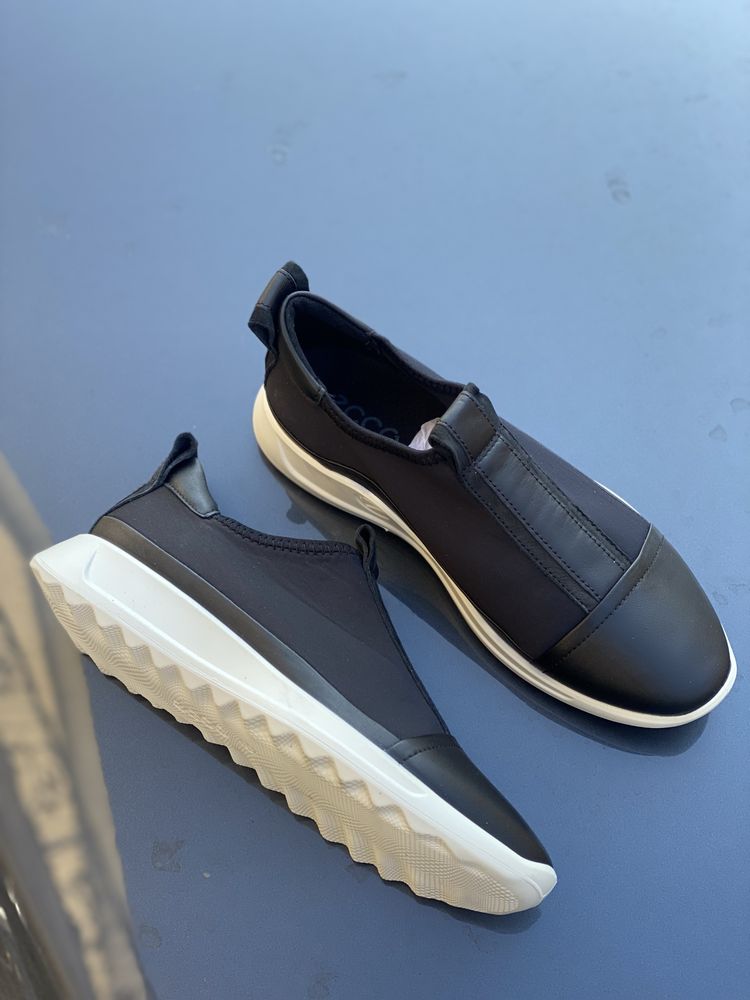 ECCO Runner 35,36,38,39 розмір