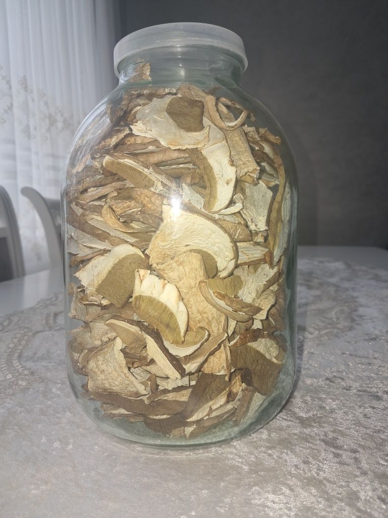 Продам білі гриби