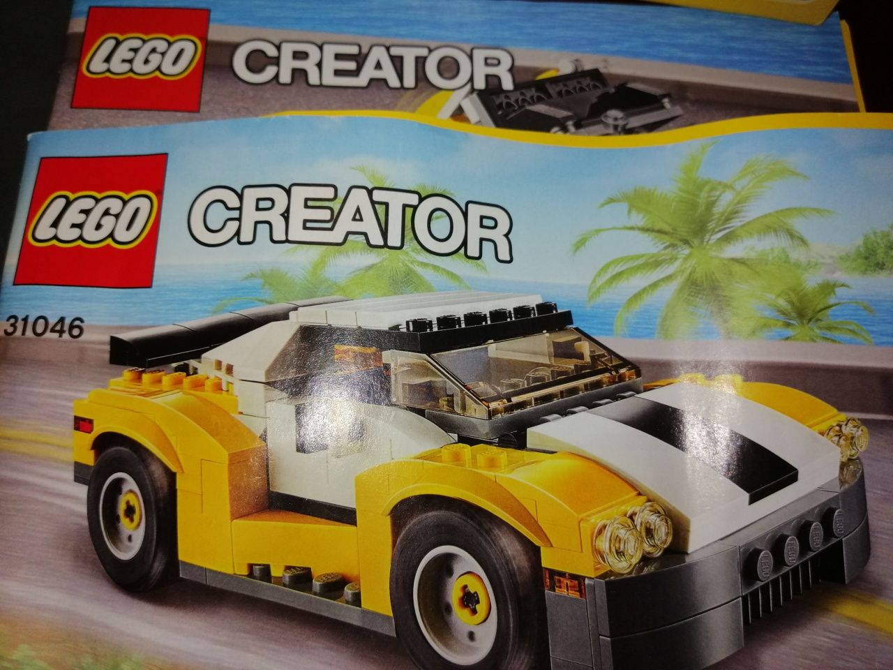 Lego creator 31046