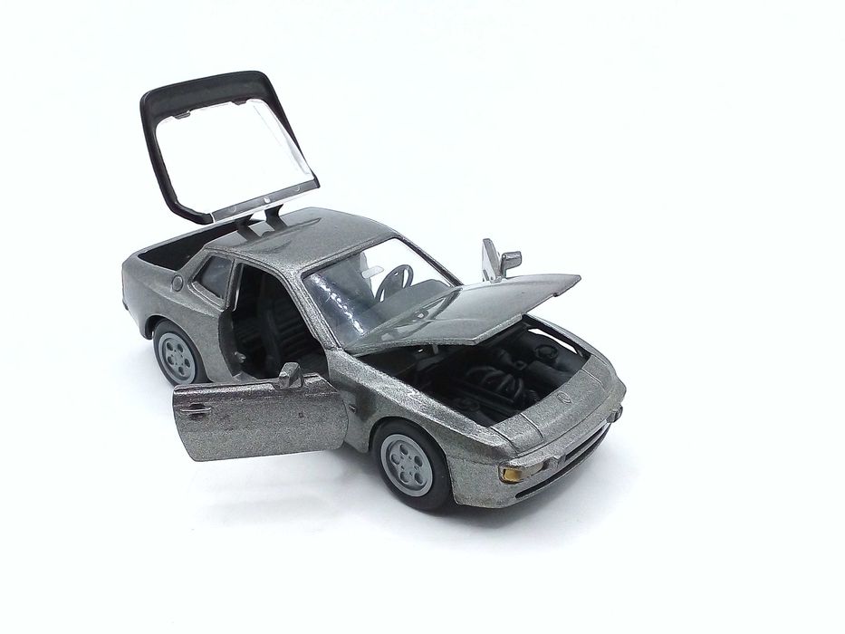 Porsche 944 - skala 1:43 NZG Modells