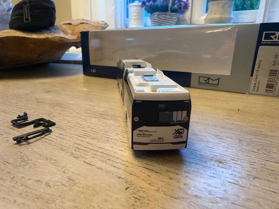 Solaris urbino 18 electric rietze 1/87 SASA