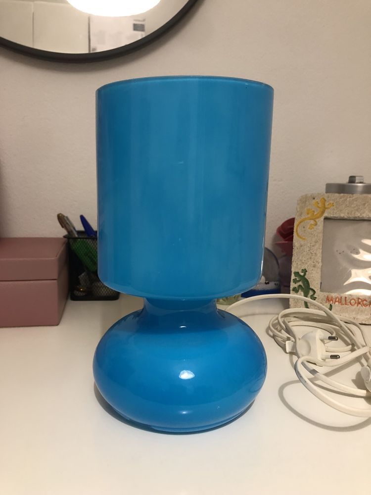 Candeeiro como novo azul da marca ikea