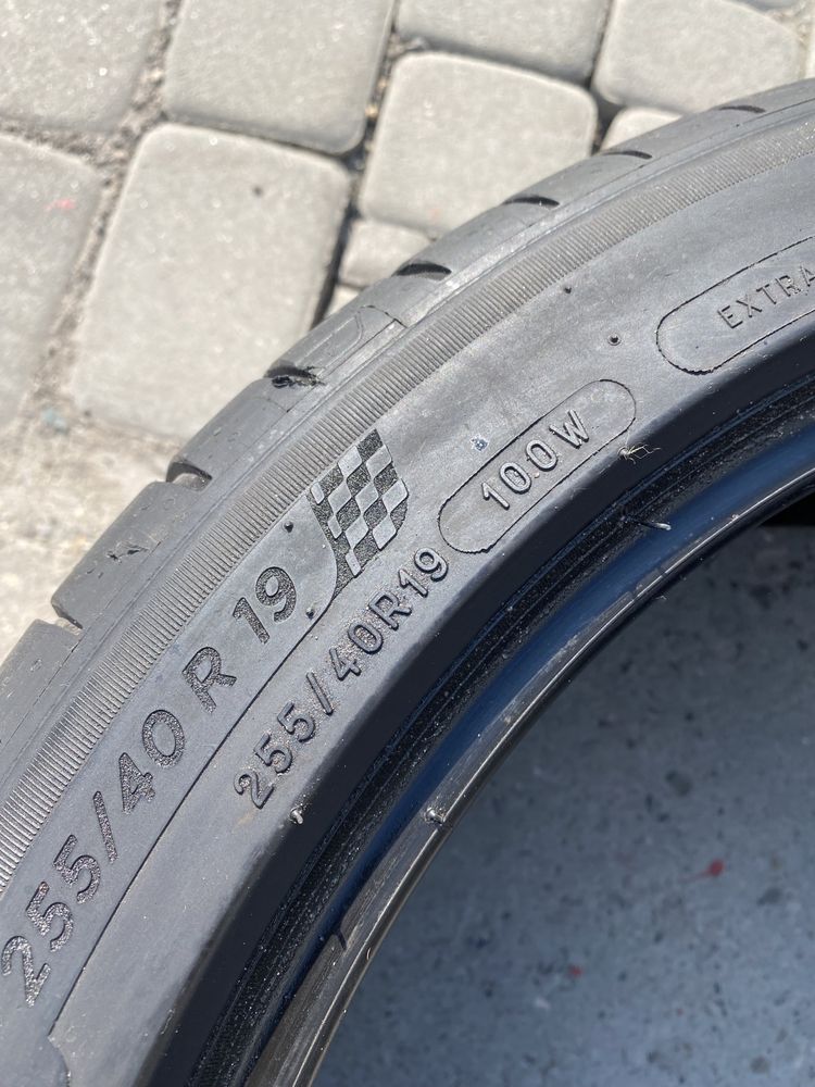 255/40/19 Michelin Pilot Sport 4