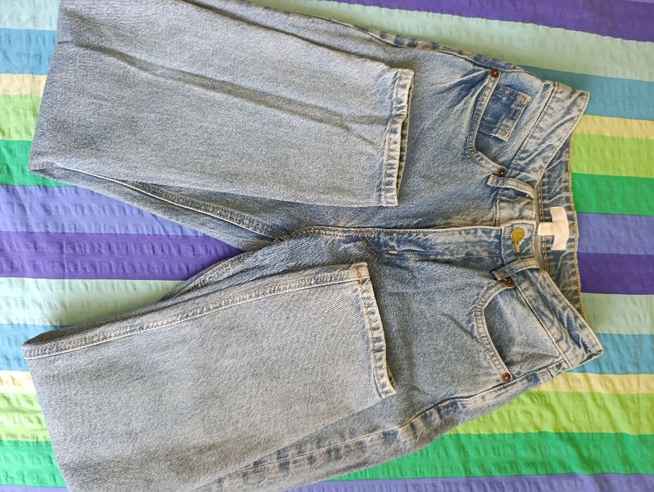 Стильні жіночі джинси