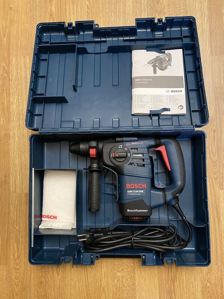 Перфоратор BOSCH 3-28 DRE