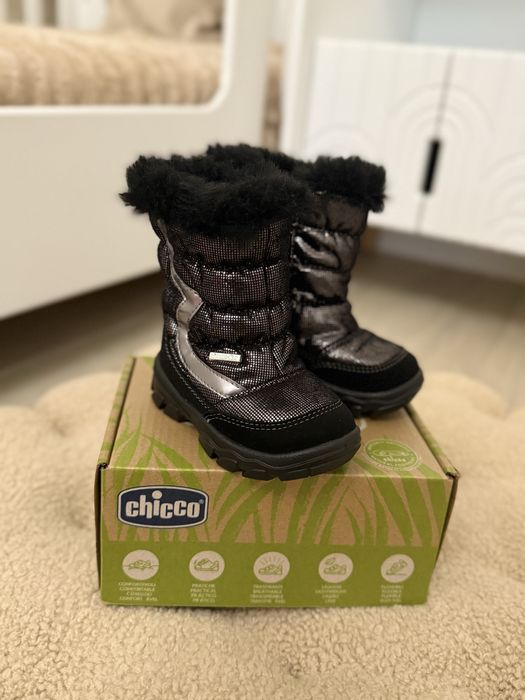 Зимові сапоги на дівчинку Chicco