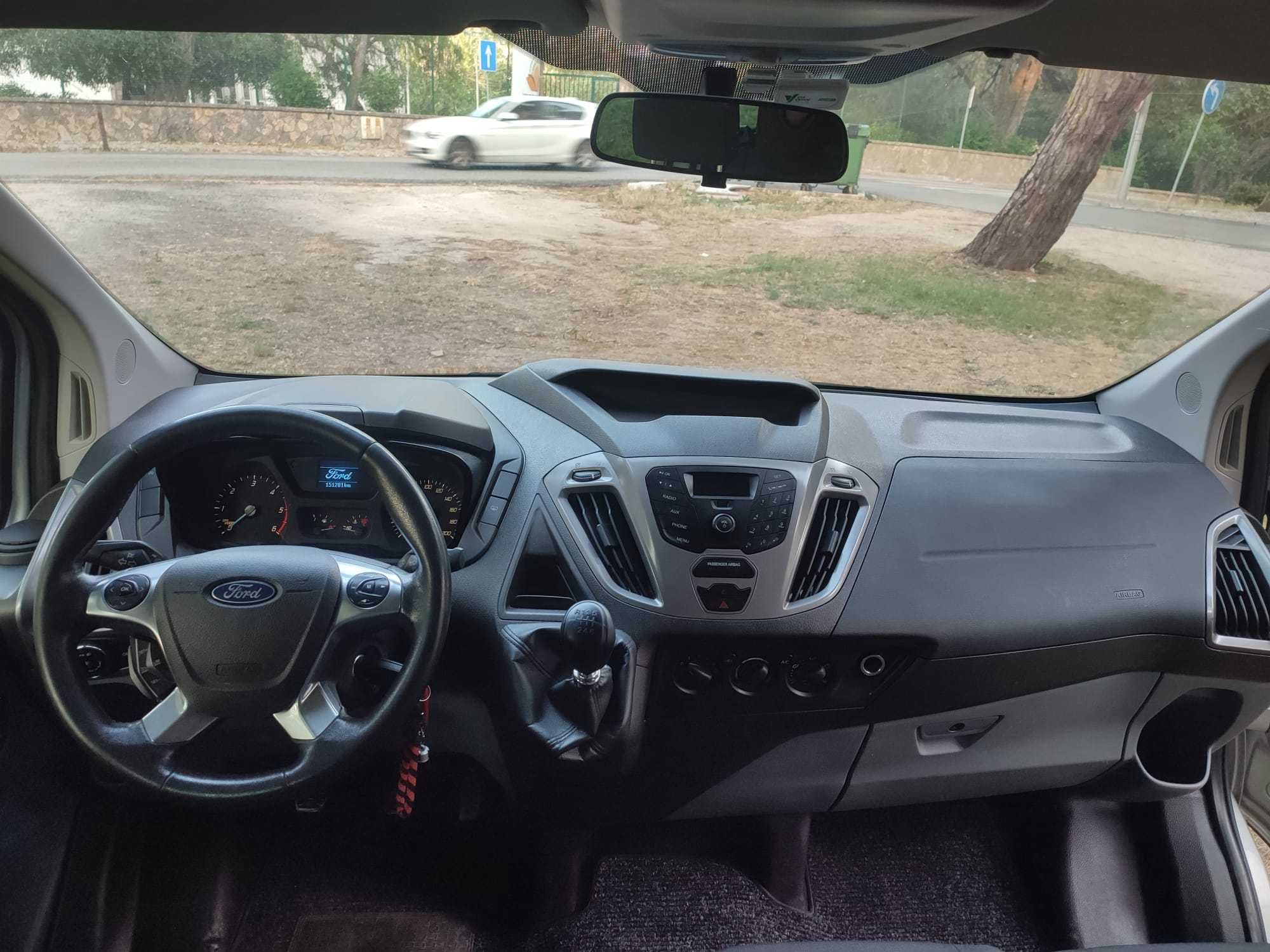 Ford Transit Custom 2.0 CV 9 lugares - apenas 150mil kms
