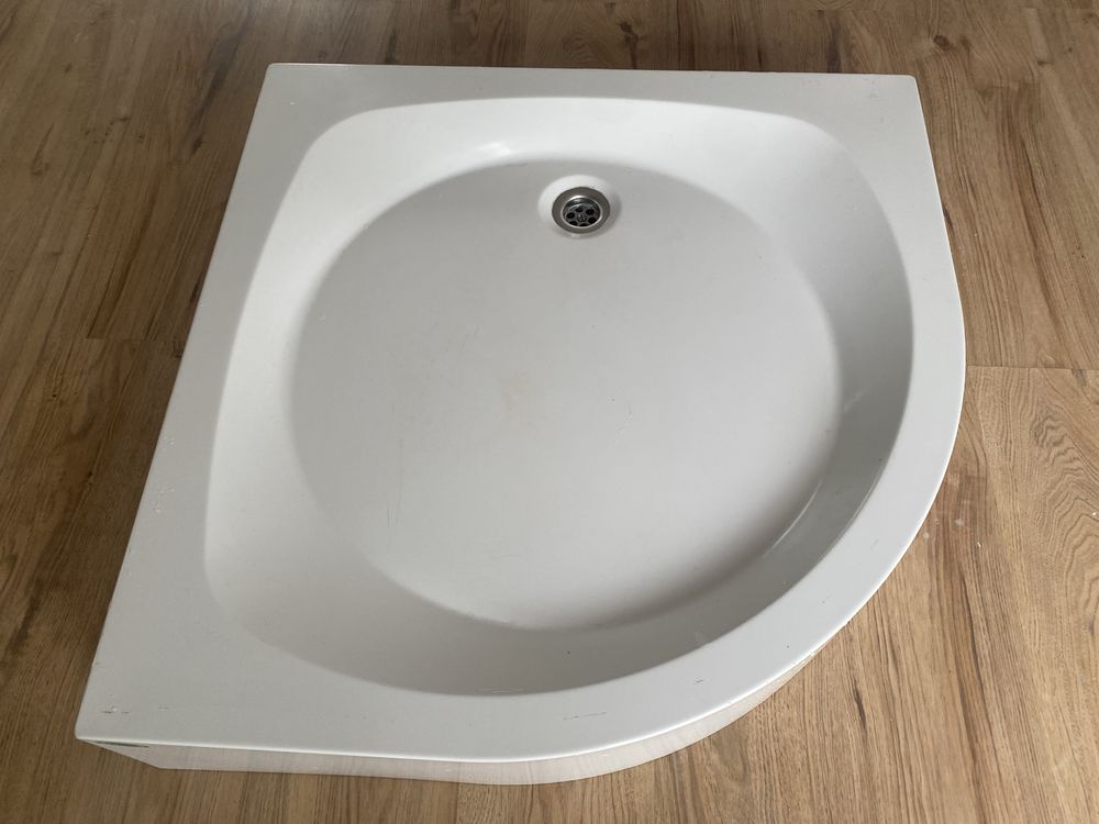 Brodzik kabiny prysznicowej półokrągły 80x80x16 z odpływem