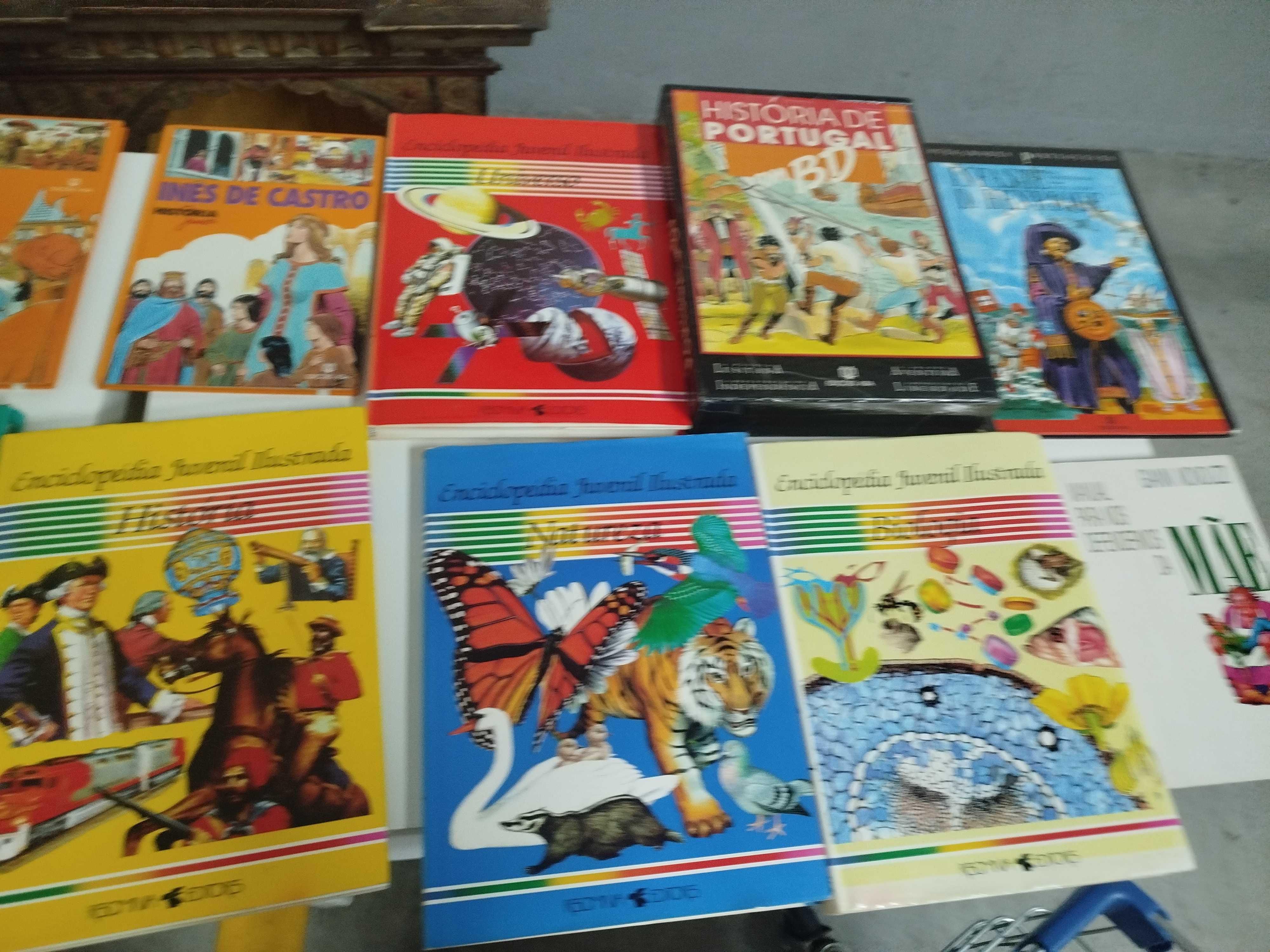 Vendo livros variados 8