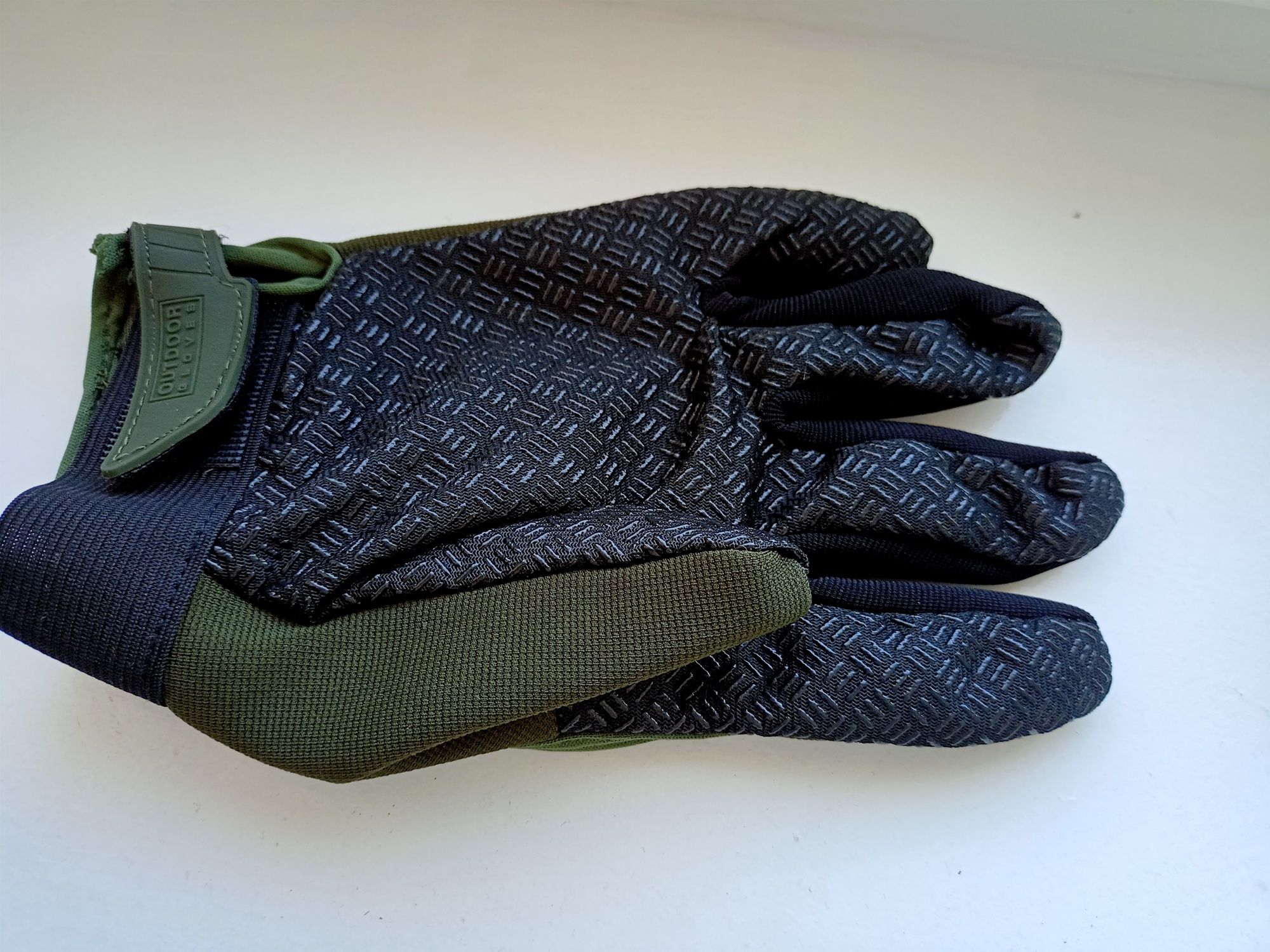 Nowe rękawiczki wojskowe taktyczne
