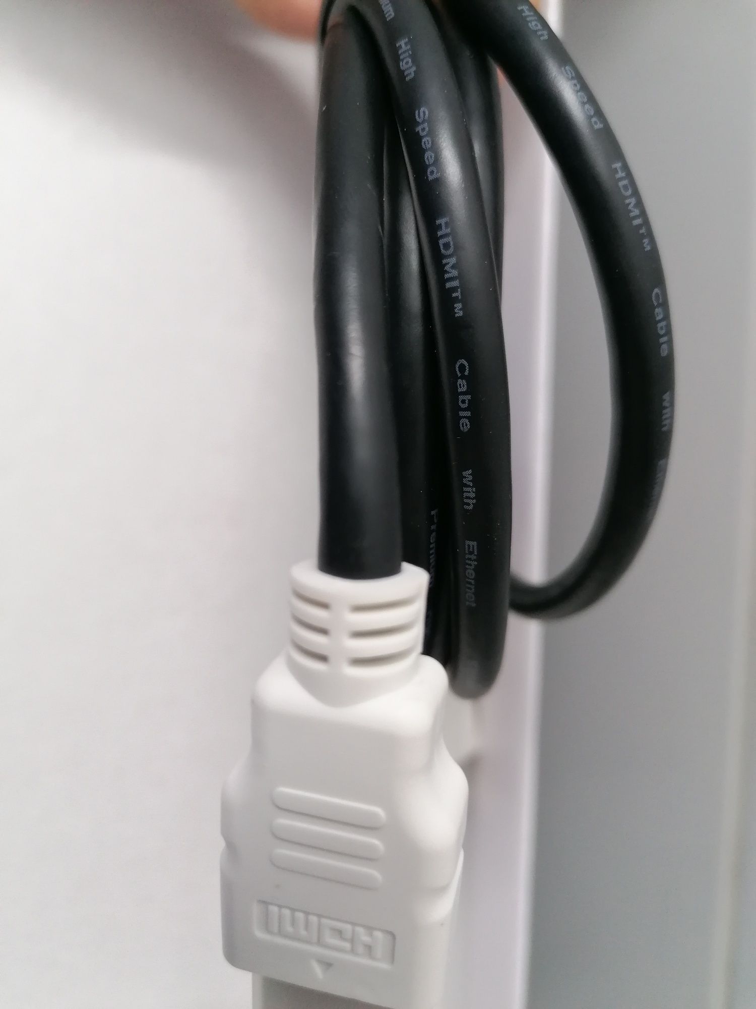 Cabo HDMI e DVI PC