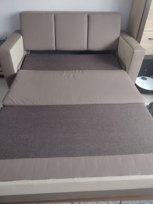 Kanapa, sofa z funkcją spania.