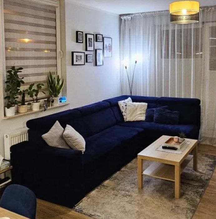 Narożnik rogówka z funkcją spania plus pufa r 280 x 89 x 170