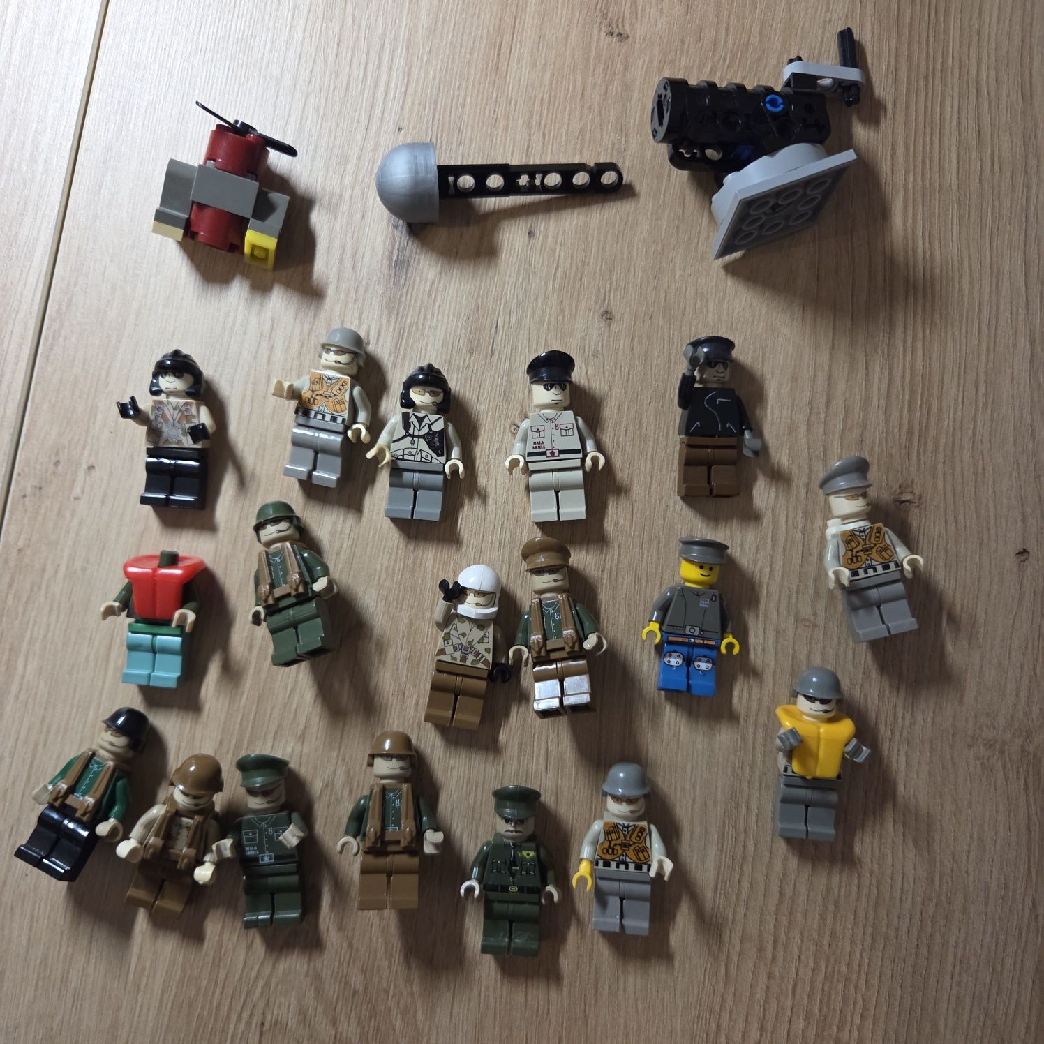 Klocki Wojskowe Zestaw Figurki Żołnierze Broń Kompatybilne z Lego cobi