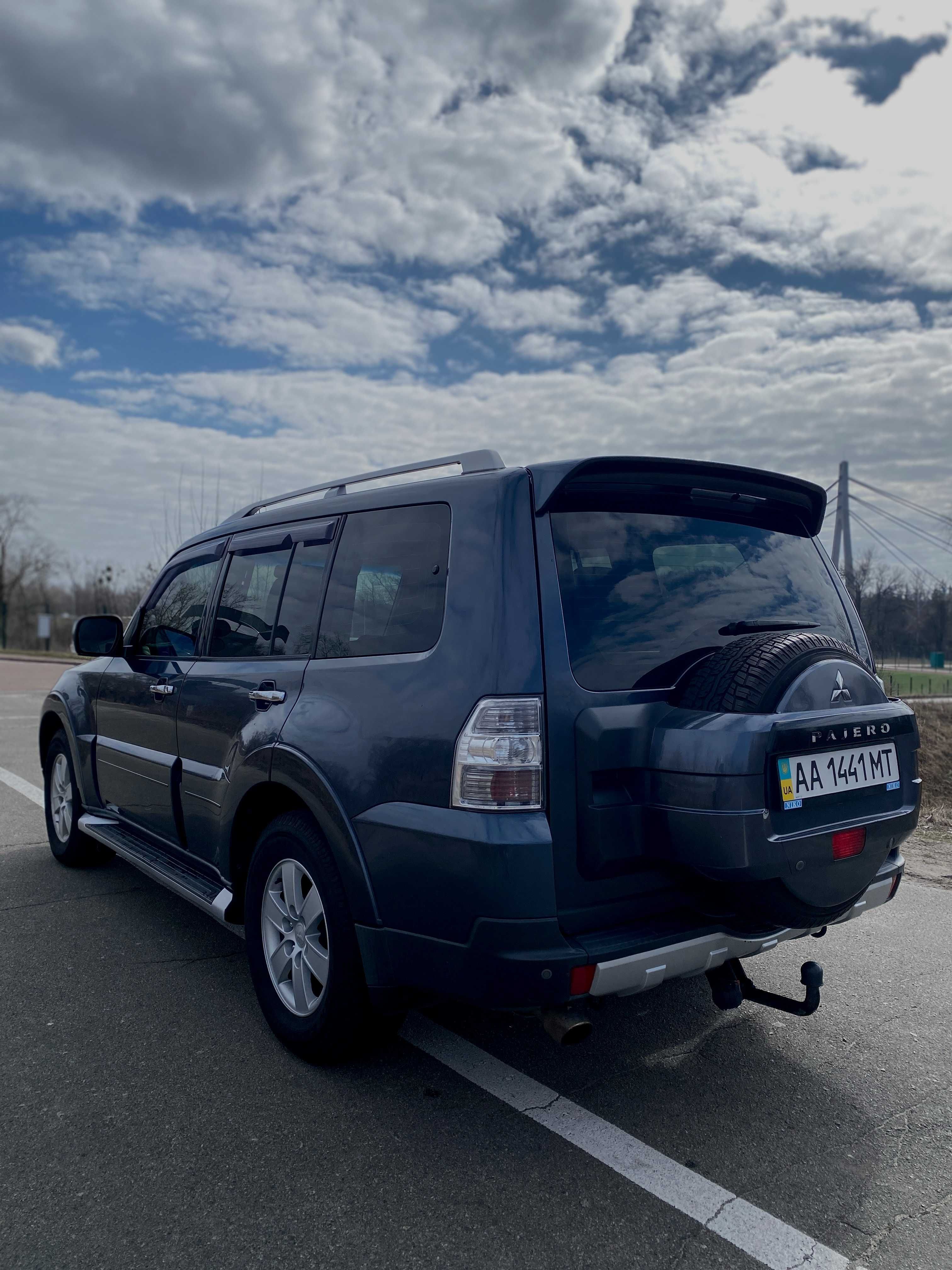 Mitsubishi Pajero Wagon