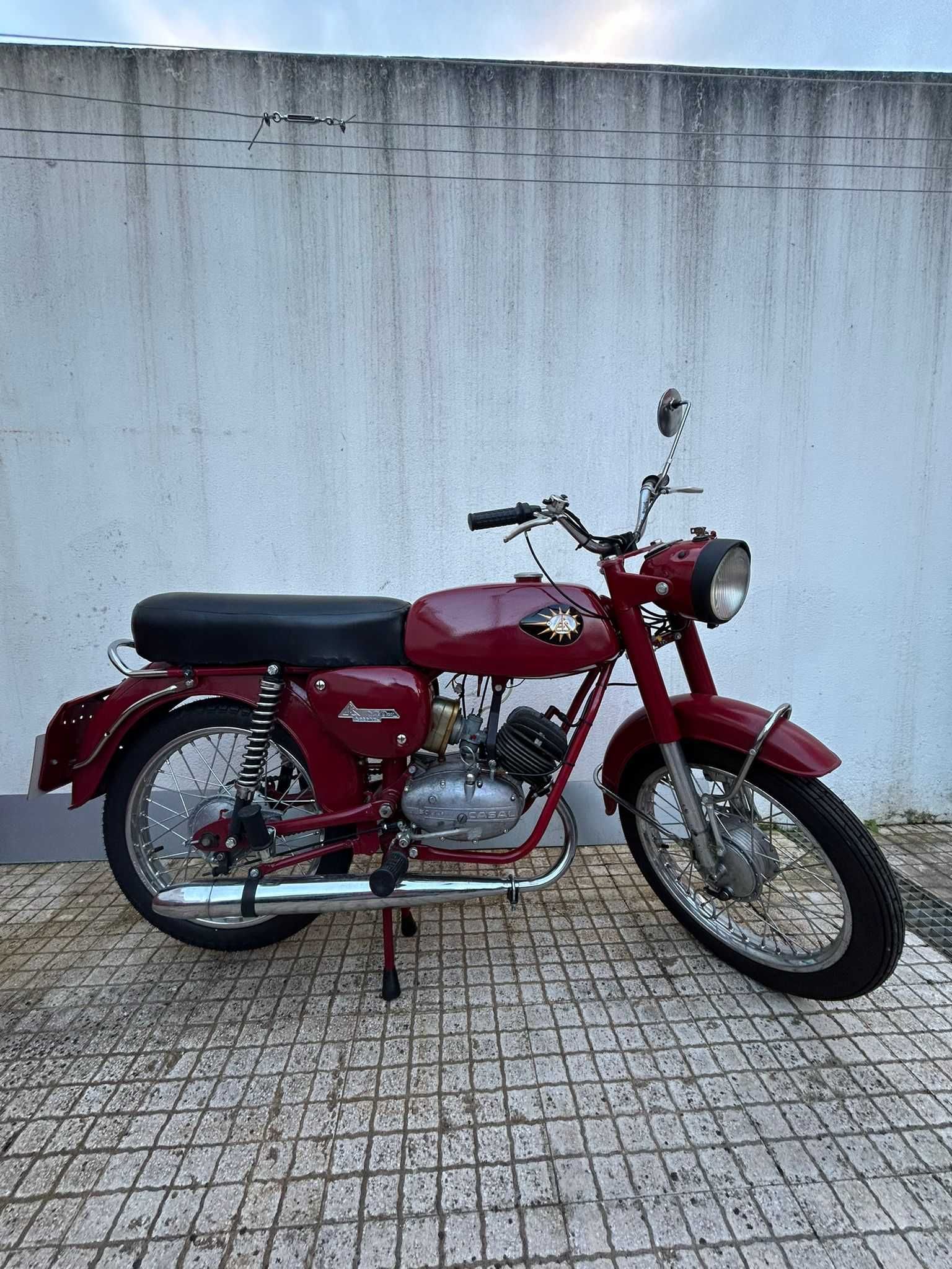 Moto EFS 220 Record