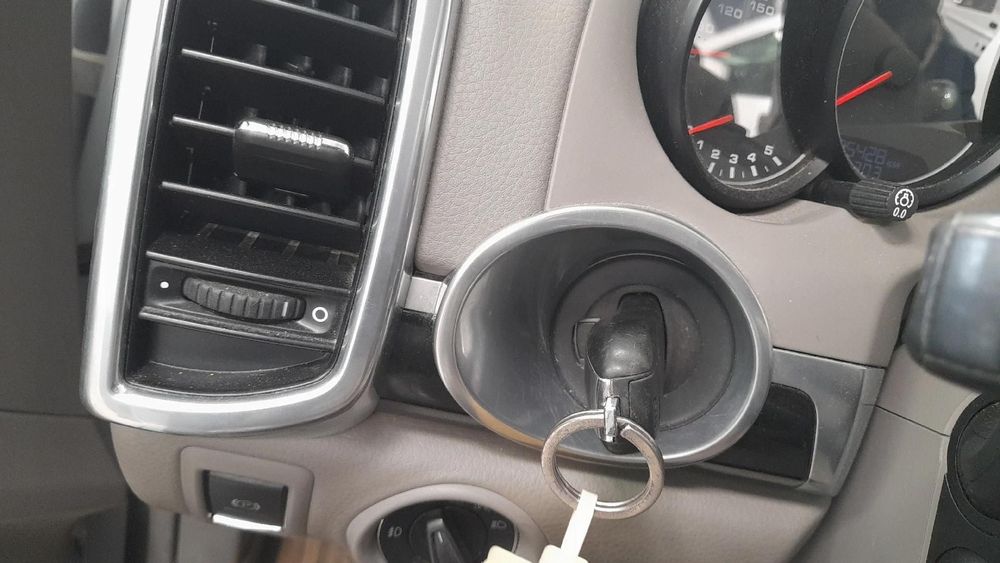 Canhão da ignição PORSCHE Cayenne (92A)