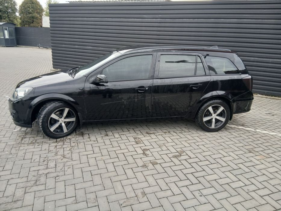 Оренда авто Опель Астра