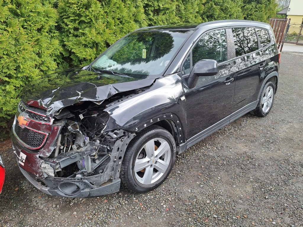 Chevrolet Orlando 1.8 i automat 7 miejsc uszkodzony można na czesci