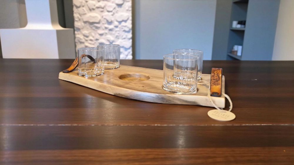 Taca do serwowania whisky – orzech włoski, 4 szklanki