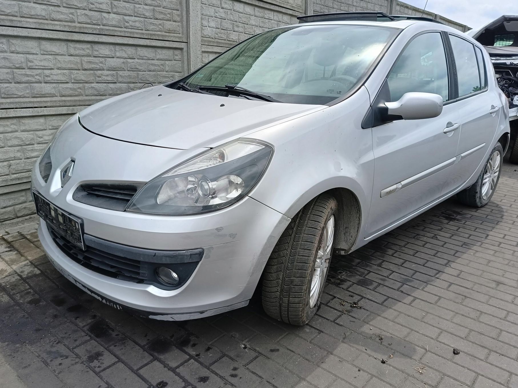 Renault Clio III 3 INITIALE 05-12 RADIO ORGINALNE CD DO ZAKODOWANIA