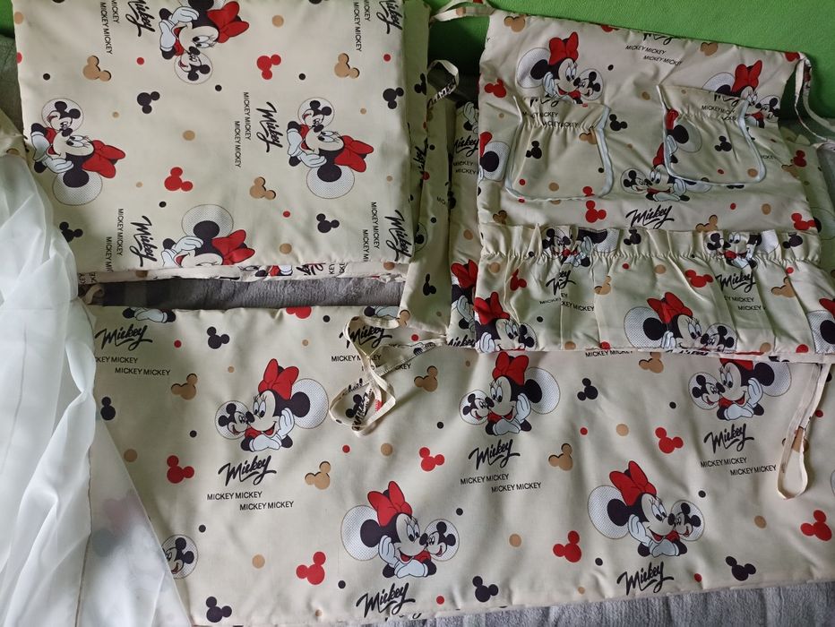 Набір у дитяче ліжечко