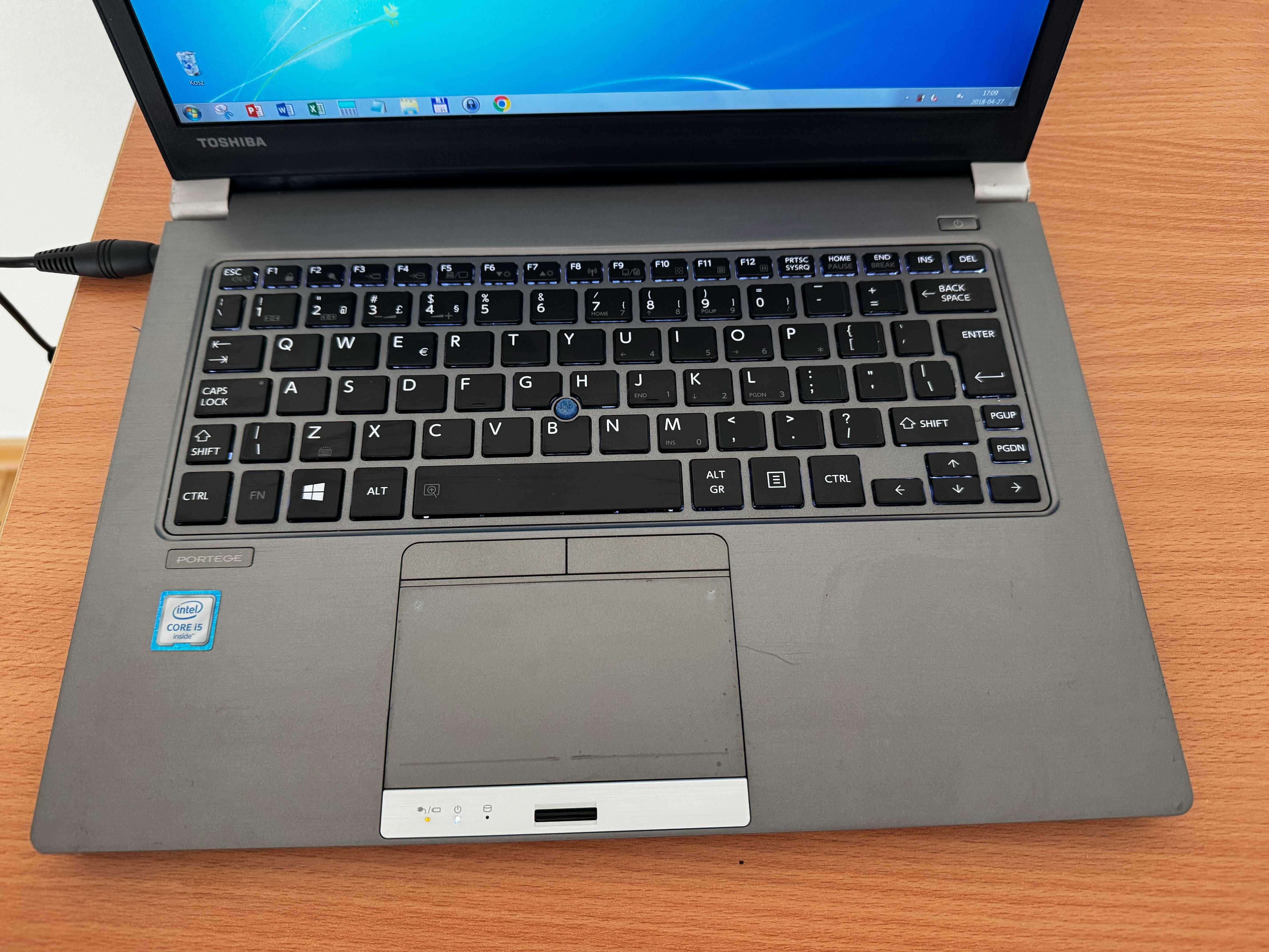 Laptop Toshiba Portege 30a / 16GB RAM / 264GB / Windows 7