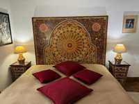 Cabeceira, cama, mesas, cómoda, móveis marroquinos