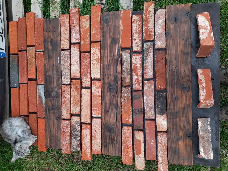 Płytki z starej cegły