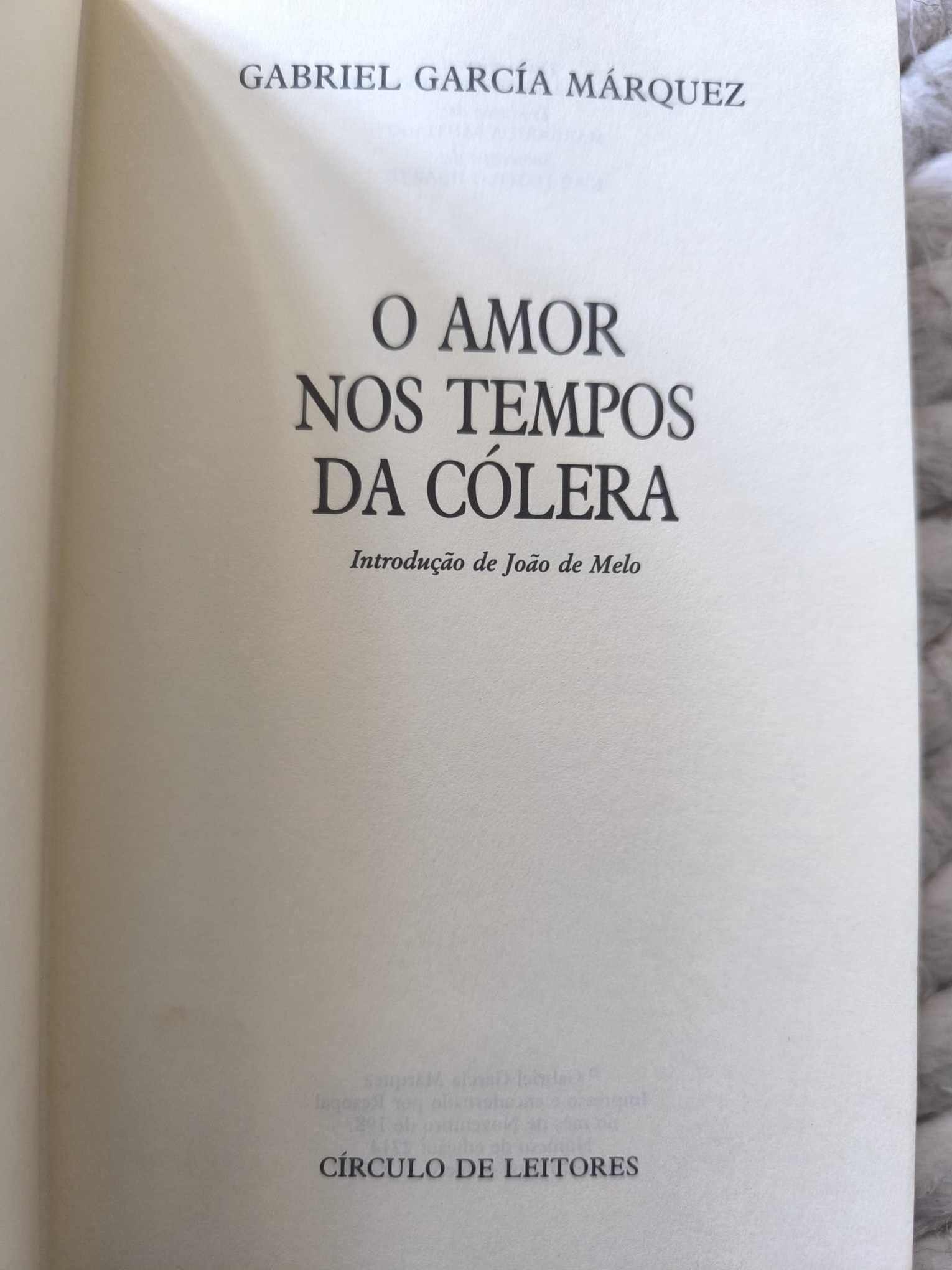 Livro "O Amor nos Tempos de Cólera" de Gabriel García Márquez
